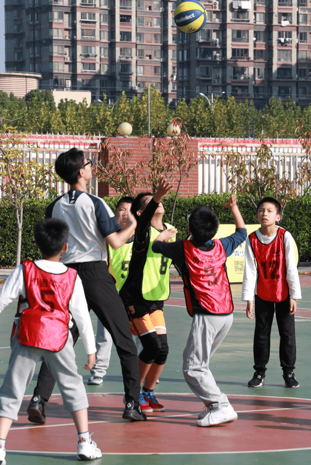 JackeyLove迎来十赛季出色发挥，公牛观众热烈欢呼！(AirJordan11Retro美国网站)-九游会免费直播赛事
