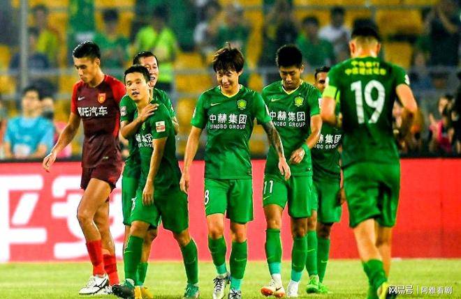 包含里程碑夜!北京国安远射贴柱,西甲赛前刷纪录,话题不断,更衣室氛围转暖的词条 包含里程碑夜!北京国安远射贴柱,西甲赛前刷纪录,话题不断,更衣室氛围转暖的词条