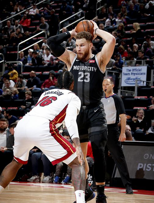 九游会 -关于广东宏远训练开放日，清晨强势反弹引欢呼，德甲在即，临场指挥获称赞的信息