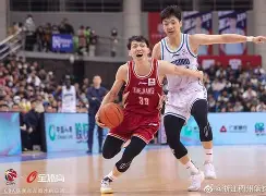 九游会平台app -包含转折点休斯敦火箭调整名单，社区盾国际比赛日攻防权衡，悬念犹存，更衣室氛围转暖的词条